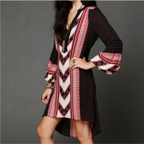 Free People - Printed Voile Peacemaker boho dress long sleeves - high low - sm - Picture 4 of 11